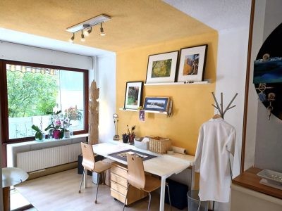 Bureau donnant sur le balcon